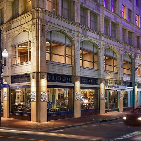 Renaissance New Orleans Pere Marquette French Quarter Area Hotel Ngoại thất bức ảnh