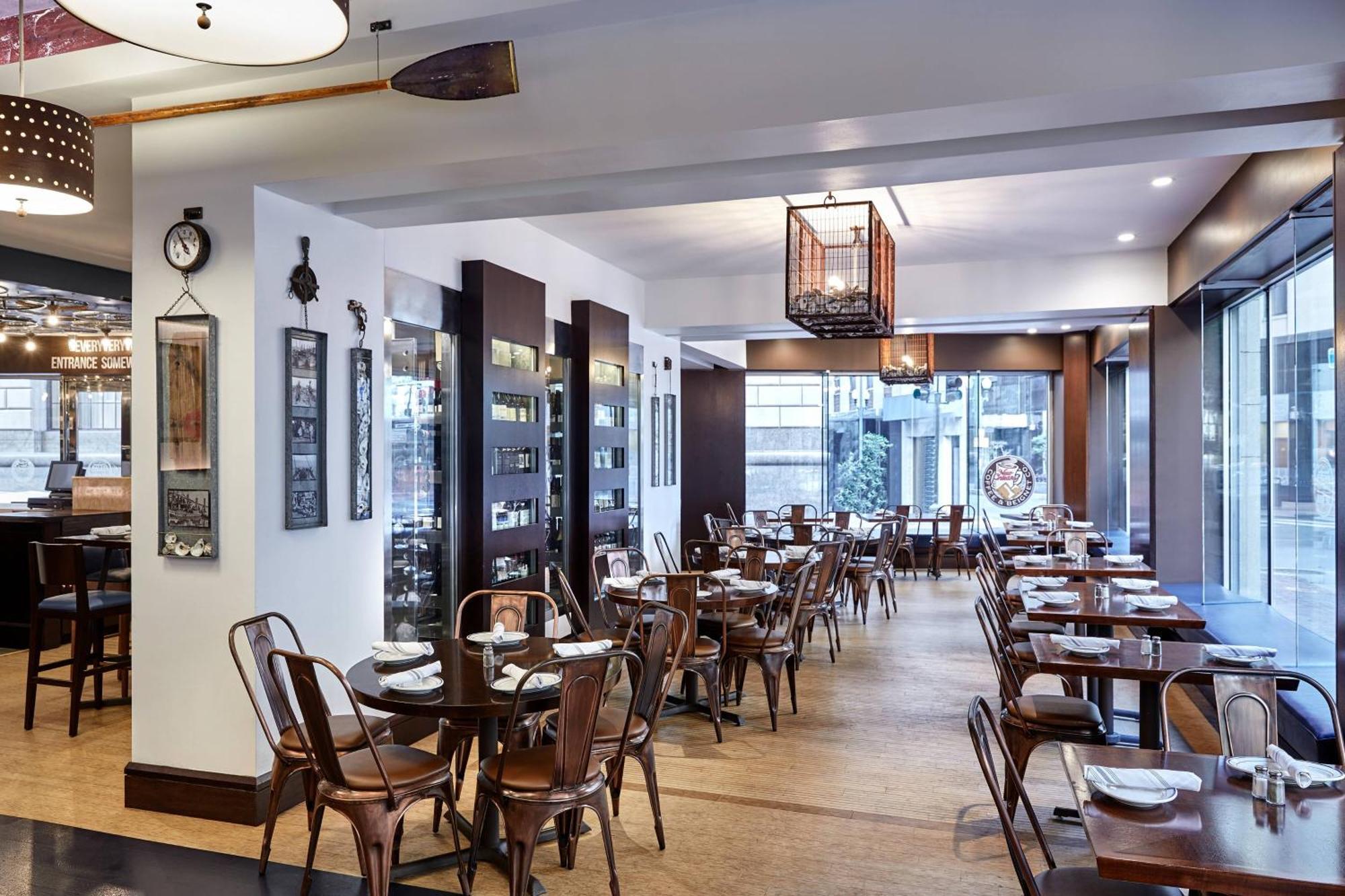 Renaissance New Orleans Pere Marquette French Quarter Area Hotel Ngoại thất bức ảnh