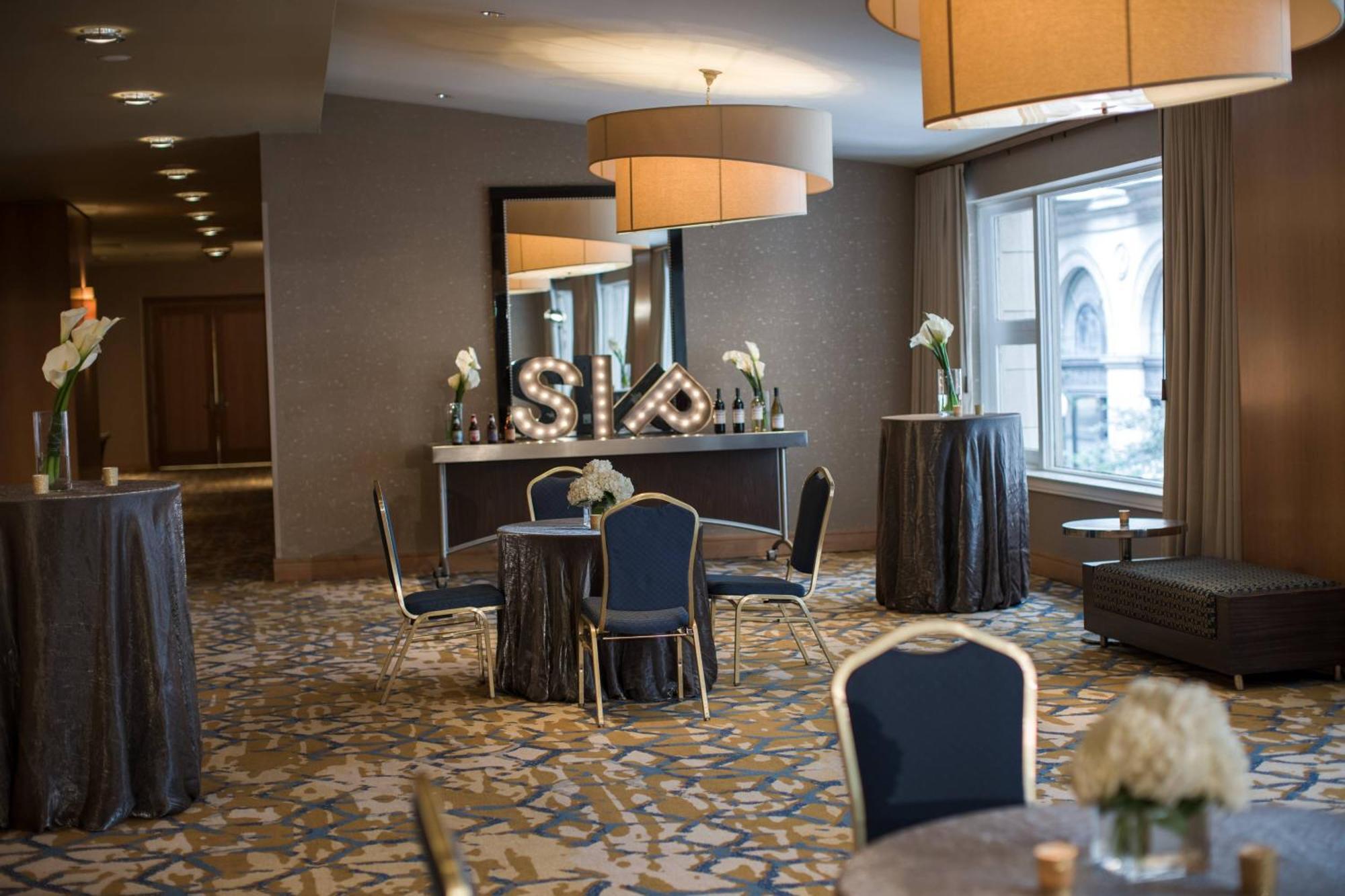Renaissance New Orleans Pere Marquette French Quarter Area Hotel Ngoại thất bức ảnh