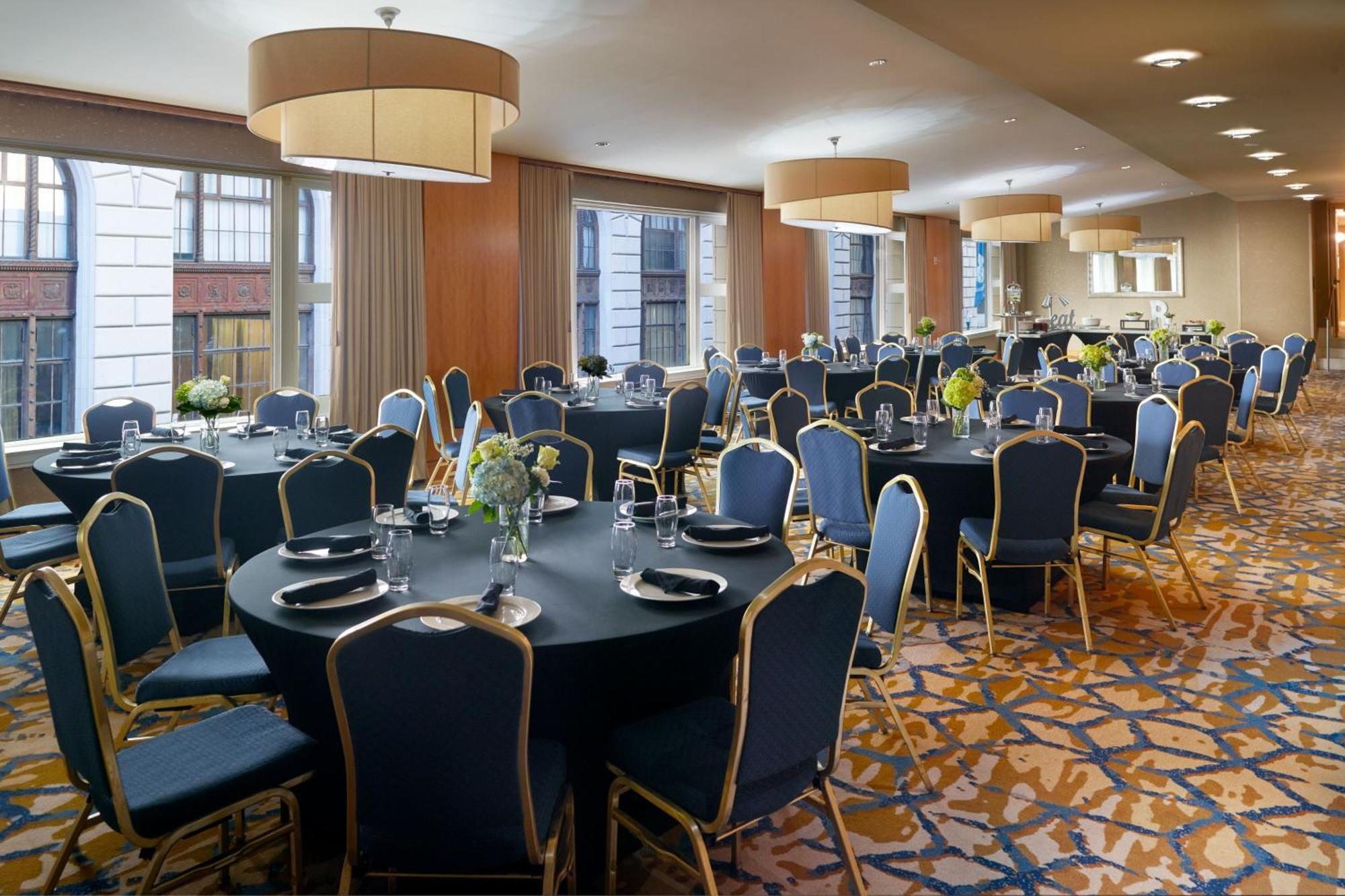 Renaissance New Orleans Pere Marquette French Quarter Area Hotel Ngoại thất bức ảnh