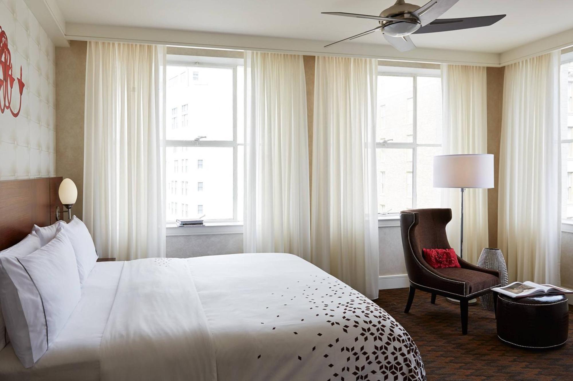 Renaissance New Orleans Pere Marquette French Quarter Area Hotel Ngoại thất bức ảnh