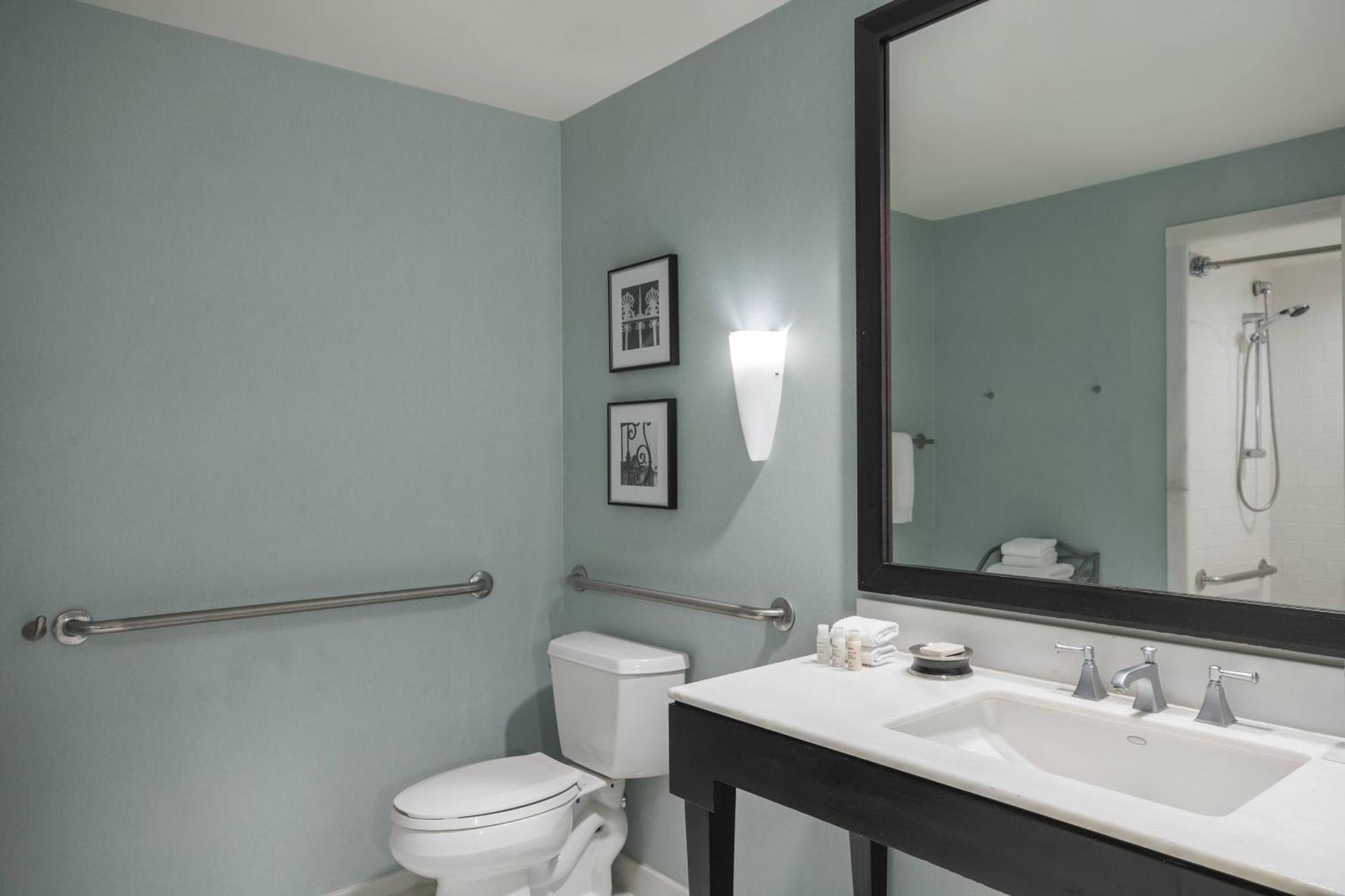 Renaissance New Orleans Pere Marquette French Quarter Area Hotel Ngoại thất bức ảnh
